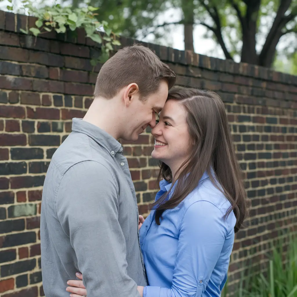 Looking for love or casual fun? Meet bisexual singles online in Harrisonburg, Virginia today!